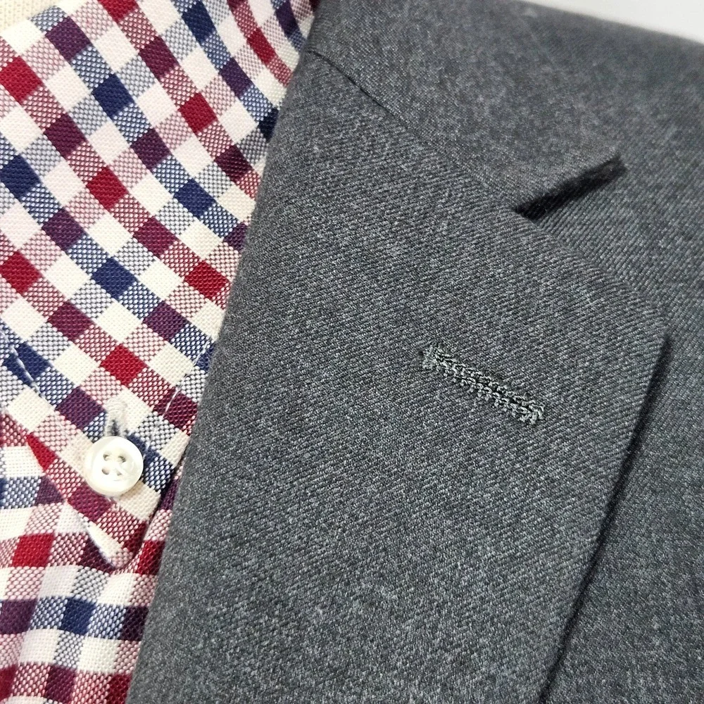 Calvin Klein Men's Sport Coat Blazer Two‎ Button Gray Twill Poly Rayon Size 42R